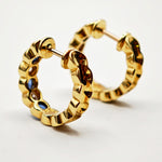 Load image into Gallery viewer, 21008825 Sapphire and diamond earrings.