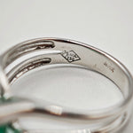 Load image into Gallery viewer, 21002021 18k White Gold Emerald Diamond Ring