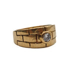 Load image into Gallery viewer, 21012587 Diamond and Gold Signet Ring.