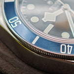 Load image into Gallery viewer, 21015328 Tudor Heritage Black Bay