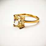 Load image into Gallery viewer, 21013263 Radiant Cut Fancy Yellow Diamond Solitaire