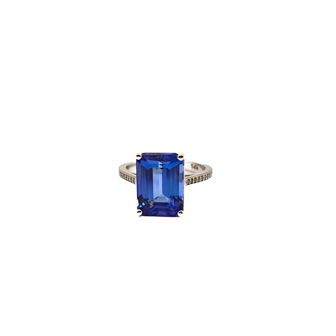 21004728 Tanzanite Solitaire Ring