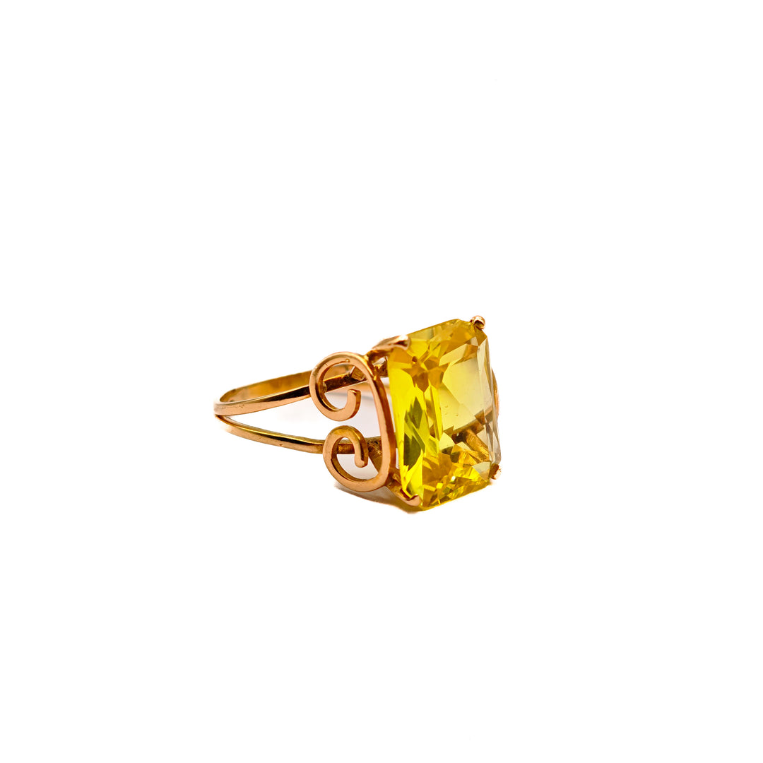 21003141 Yellow Sapphire Ring