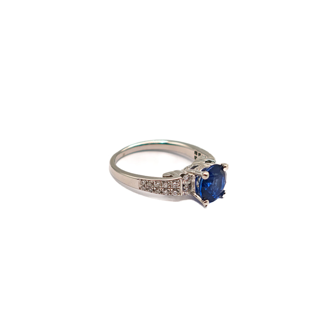 21008207 Sapphire Diamond Ring