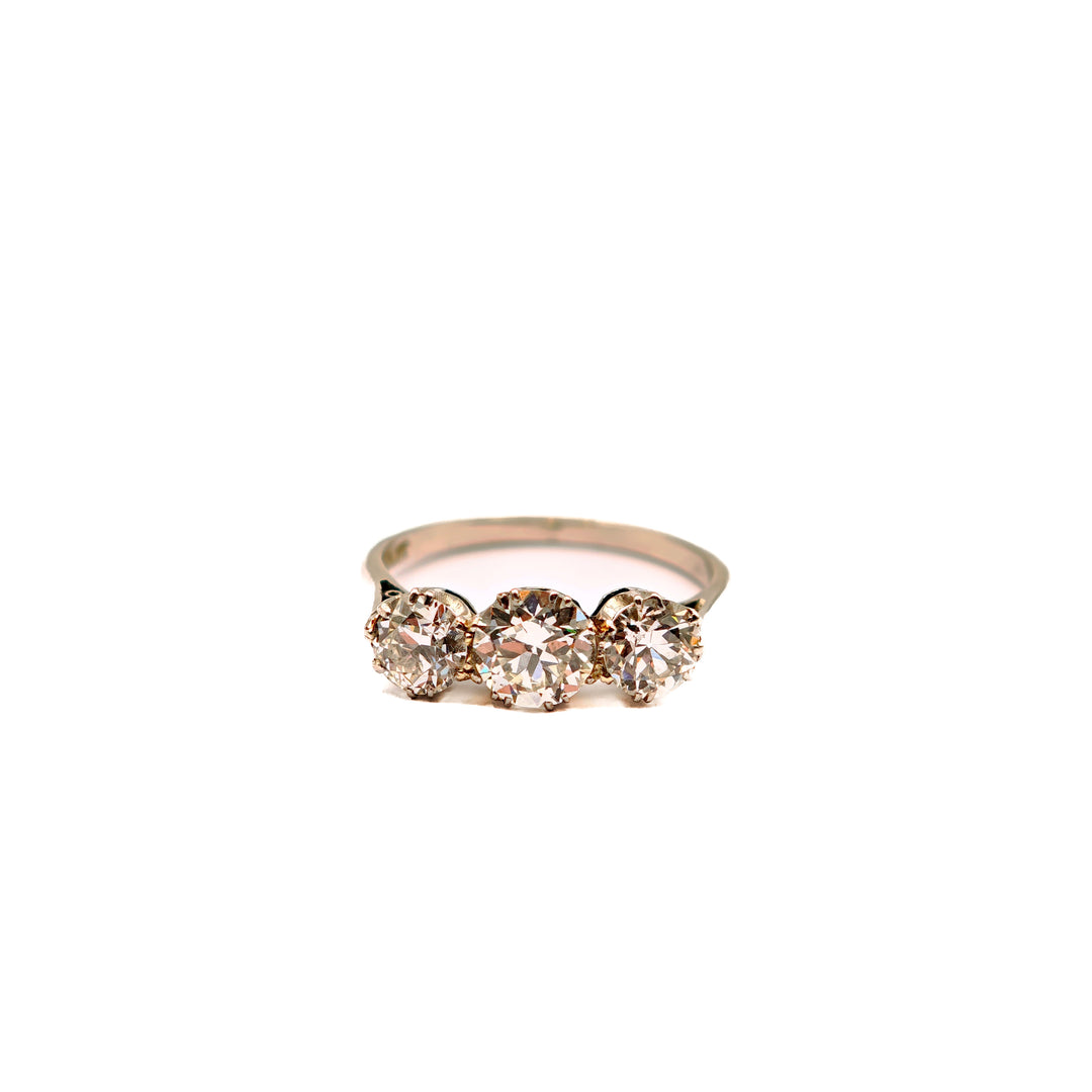 21026706 Platinum Old Cut Diamond Ring