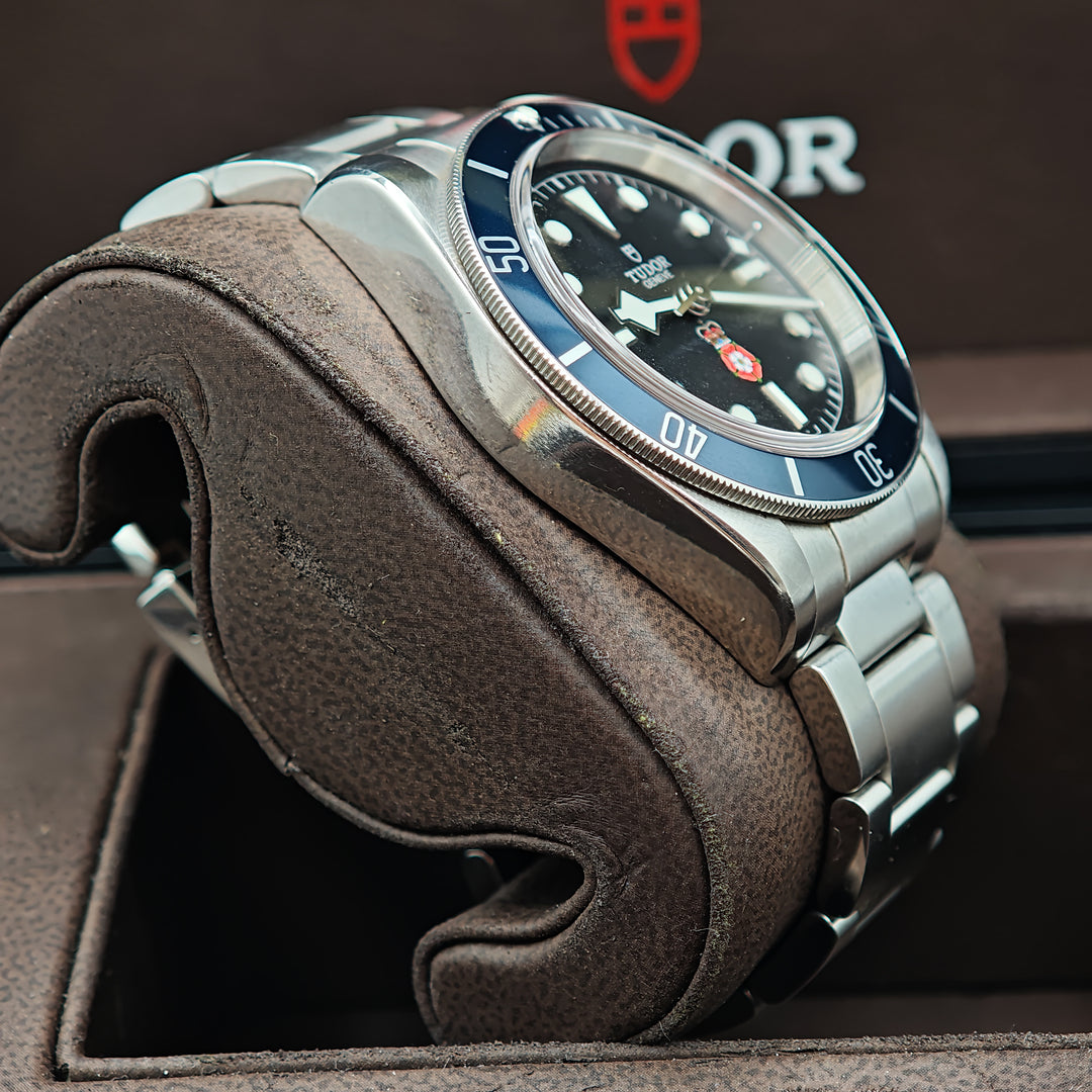 21015328 Tudor Heritage Black Bay