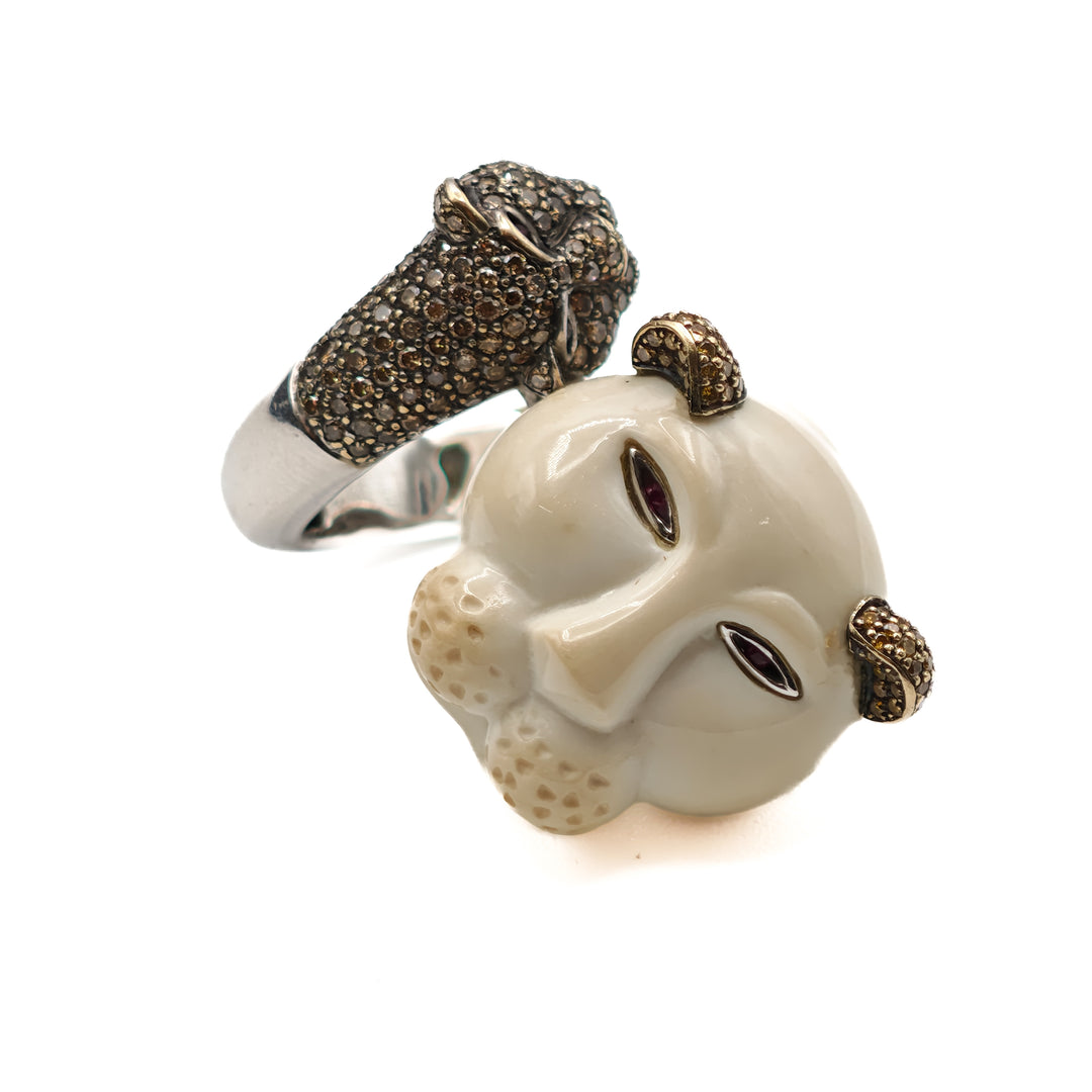 21008481 Vintage leopard diamond ring.