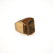 21012525 Modernist Sculpture Signet Ring.