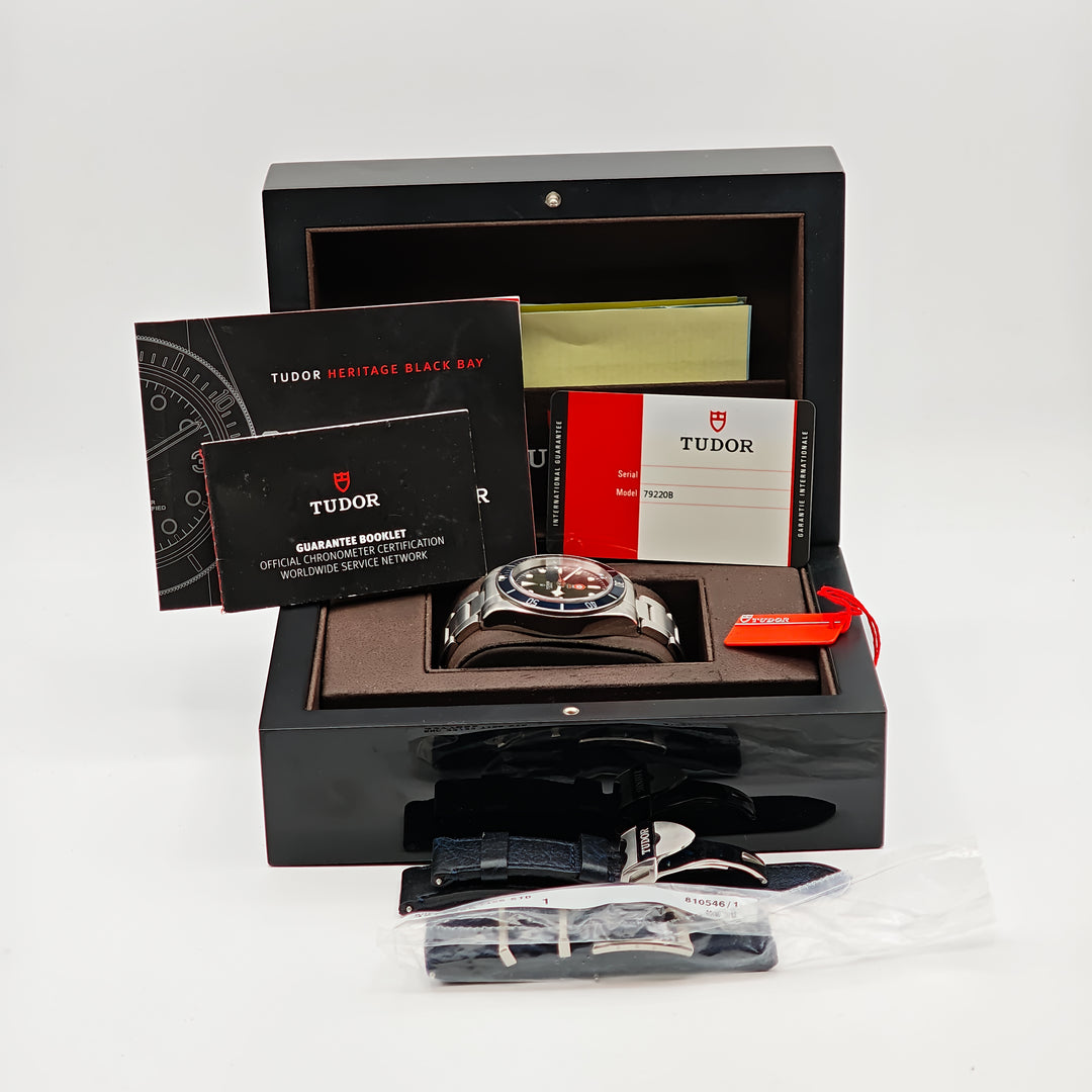 21015328 Tudor Heritage Black Bay