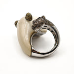 Load image into Gallery viewer, 21008481 Vintage leopard diamond ring.
