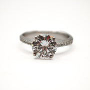 21011689 Solitaire diamond ring.
